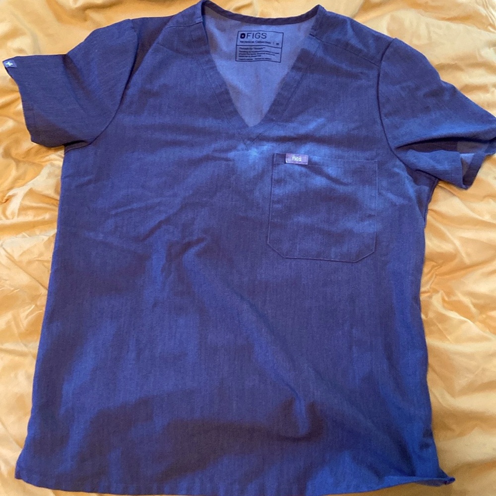 FIGS grey/graphite one pocket scrub top size medium